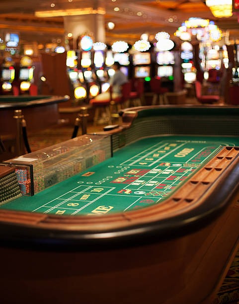 Reactoonz slot game interface with cascading reels on kumabet login